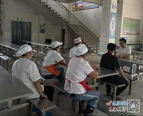 吉安县君山小学开展食堂食品安全会议 图
