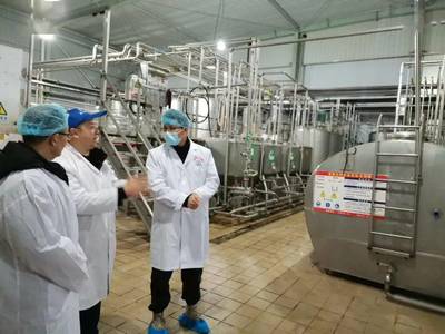 市食药所助力乳制品企业产品质量提升